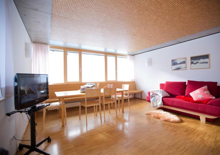Berg:Doktr Appartements Warth  Buitenkant foto